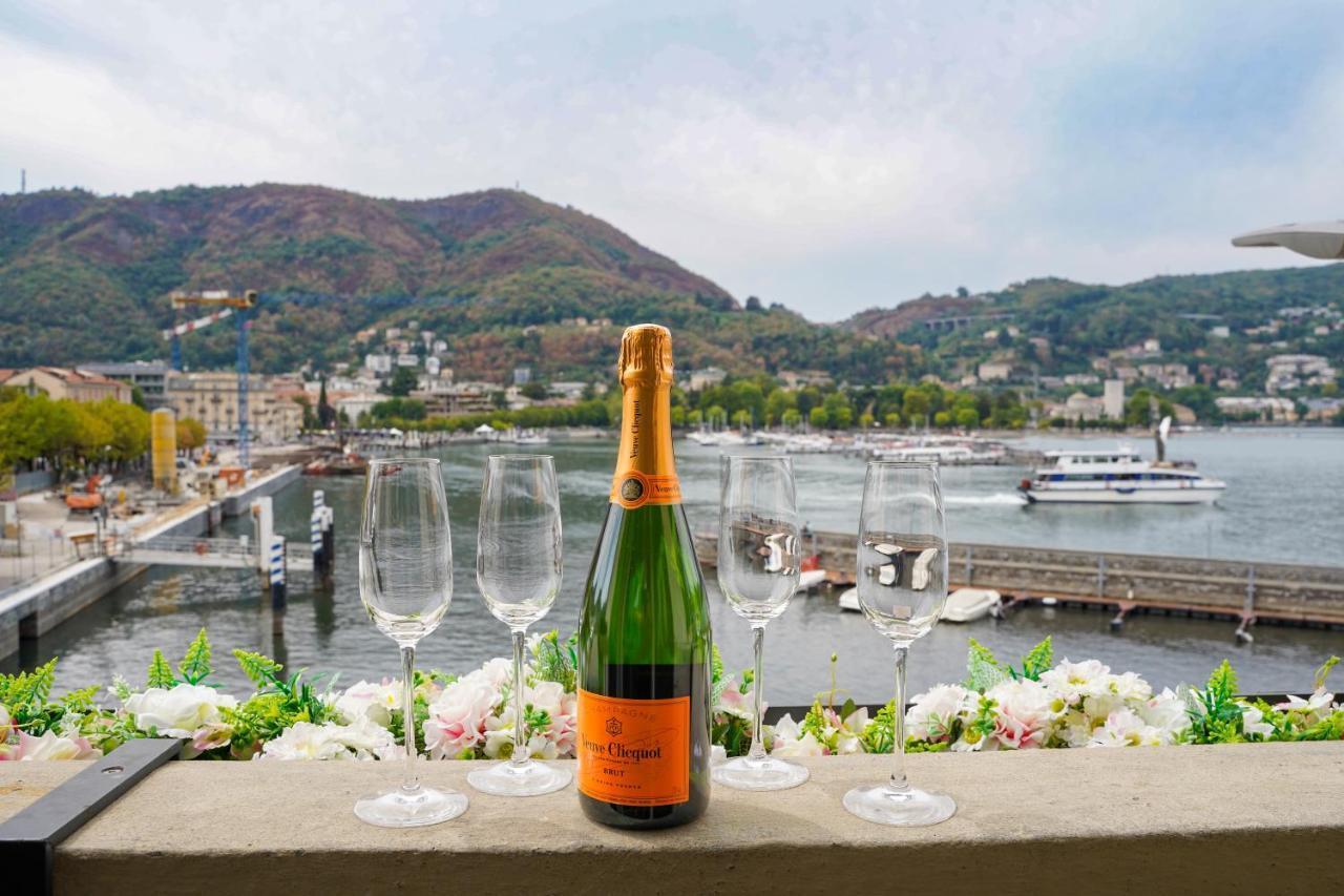 Appartamento Esclusivo Fronte Lago, In Centro A Como Con Garage Kültér fotó